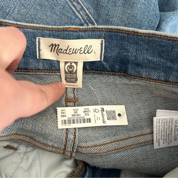 NEW Madewell Petite Mid Rise Kick Out Blue Jeans Size 23P - Picture 5 of 8